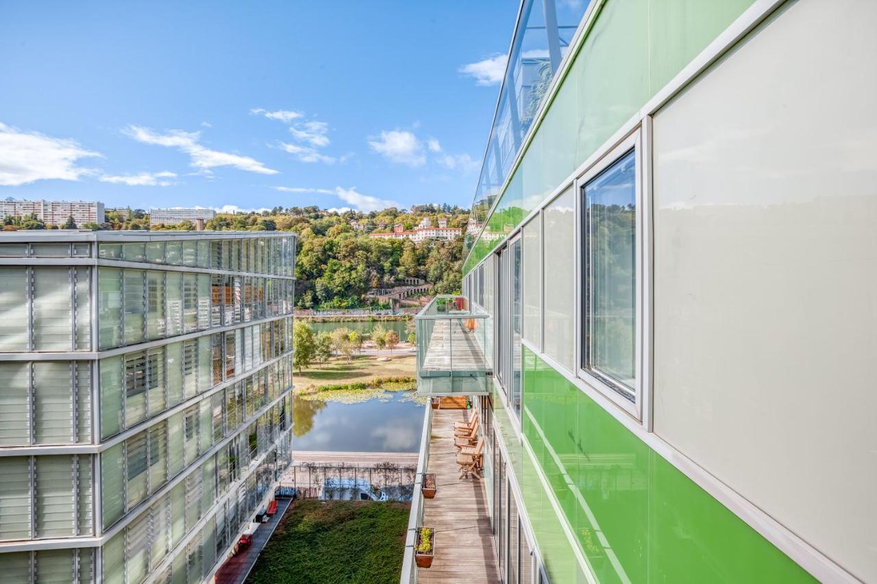 Confluence - Superbe pied à terre avec parking privé Apartamento Lyon Exterior foto